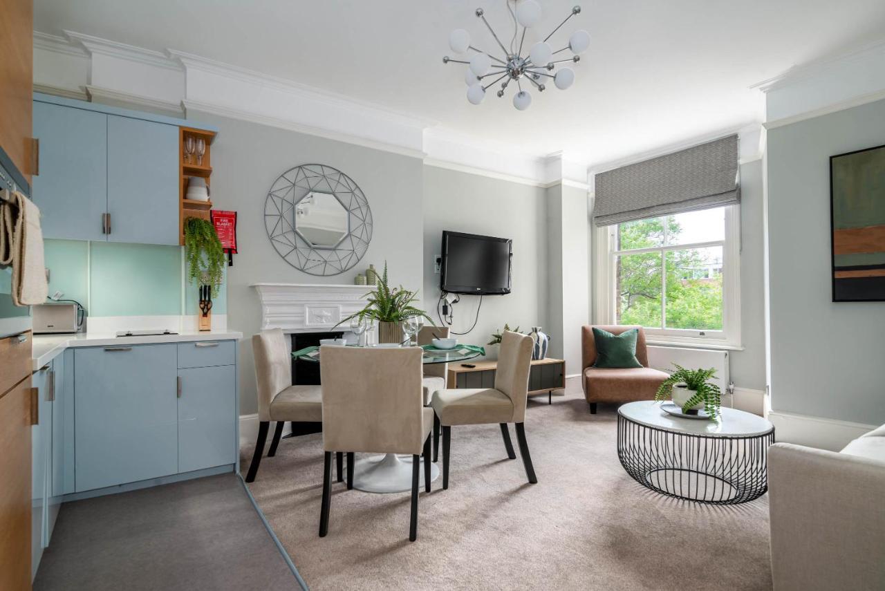 5 Doughty Street - Urban * Londra