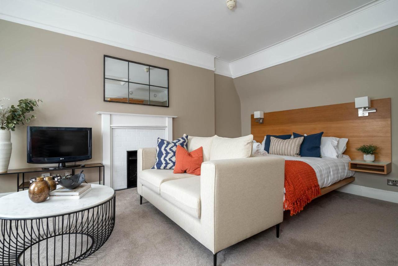 5 Doughty Street - Urban * Londra